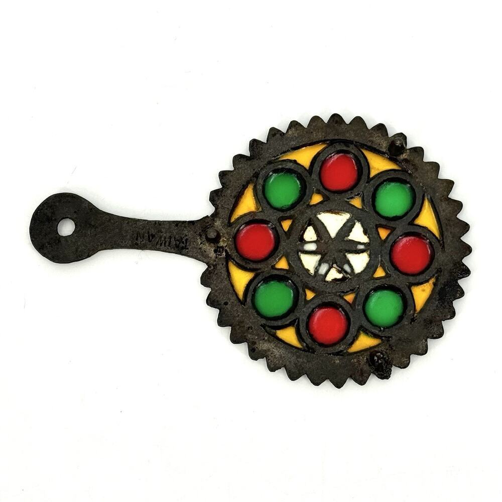 Cast Iron Stained Glass Trivet 8” Skillet Shaped Star Taiwan HD Cabin Cottage